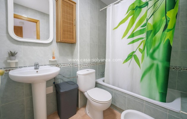 Herverkoop - Appartement / flat - Torrevieja - Habaneras