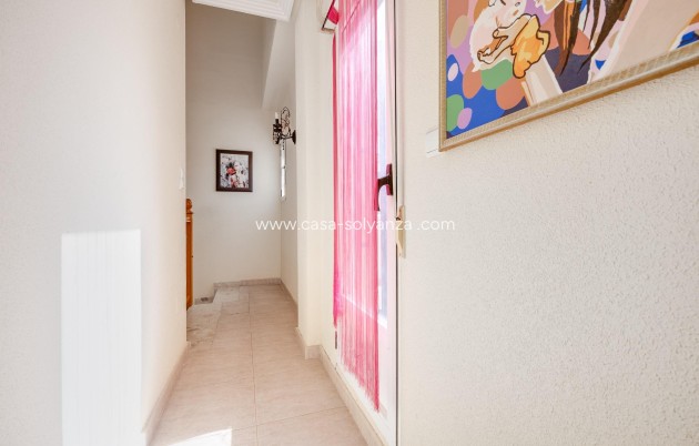 Wiederverkauf - Villa - Orihuela Costa - Urbanización Perla del Mar