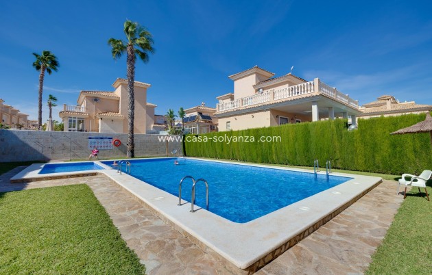 Wiederverkauf - Villa - Orihuela Costa - Urbanización Perla del Mar