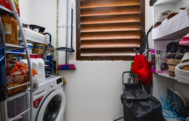 Resale - Apartment / flat - Torrevieja