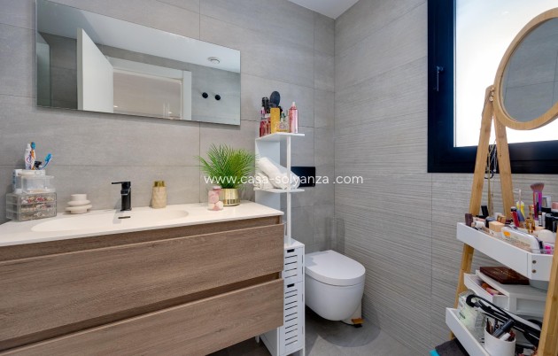 Resale - Apartment / flat - Torrevieja