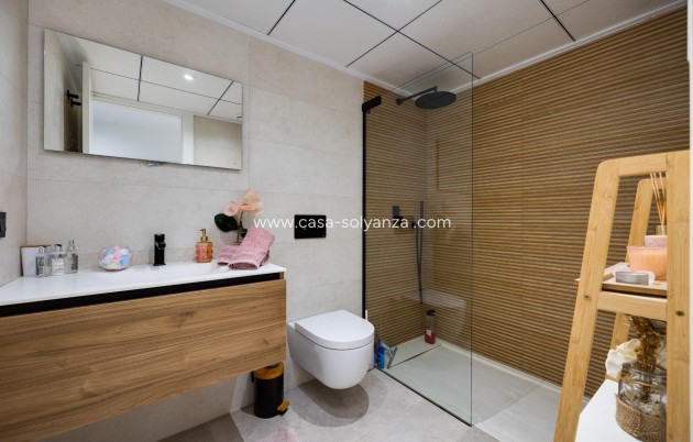 Resale - Apartment / flat - Torrevieja