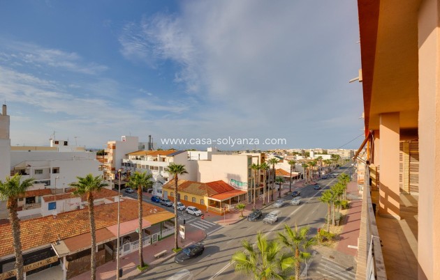 Wiederverkauf - Wohnung - Torrevieja - Playa De Los Naufragos