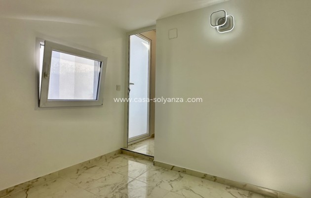 Resale - Townhouse - Torrevieja - Costa Blanca