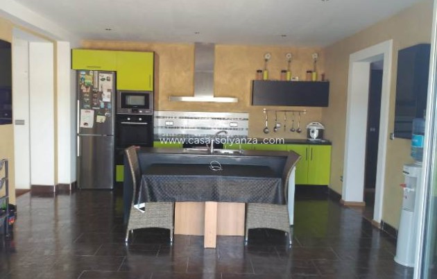 Resale - Villa - La Matanza - Inland