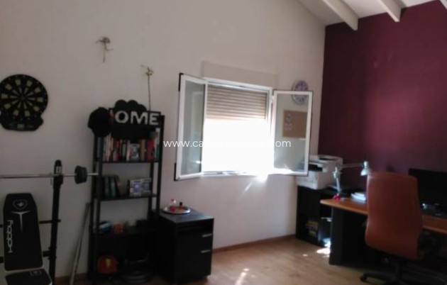 Resale - Villa - La Matanza - Inland