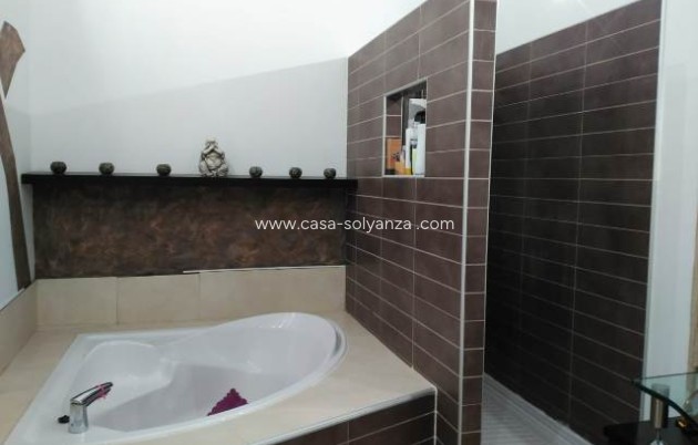 Resale - Villa - La Matanza - Inland
