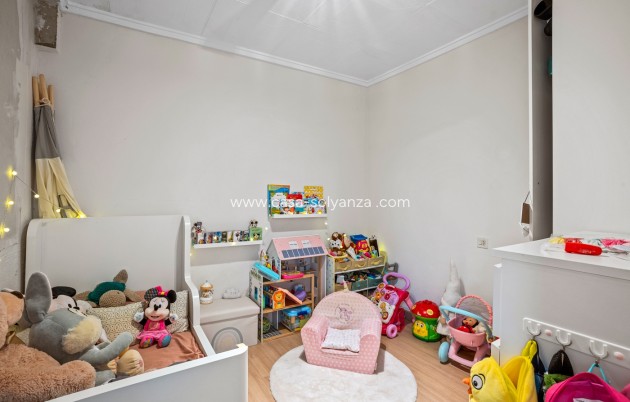 Wiederverkauf - Bungalow - Torrevieja - La Siesta