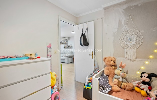 Wiederverkauf - Bungalow - Torrevieja - La Siesta