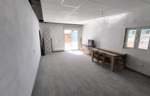 Revente - Villa - Pinoso - Inland