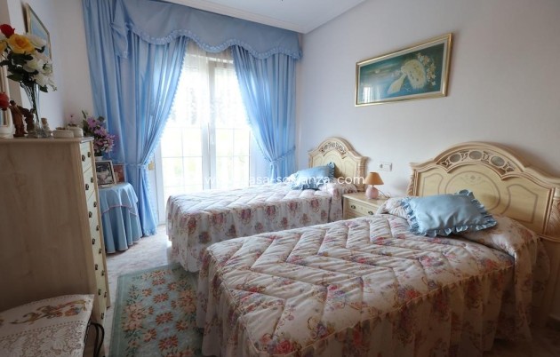 Herverkoop - Villa - Orihuela Costa - Costa Blanca