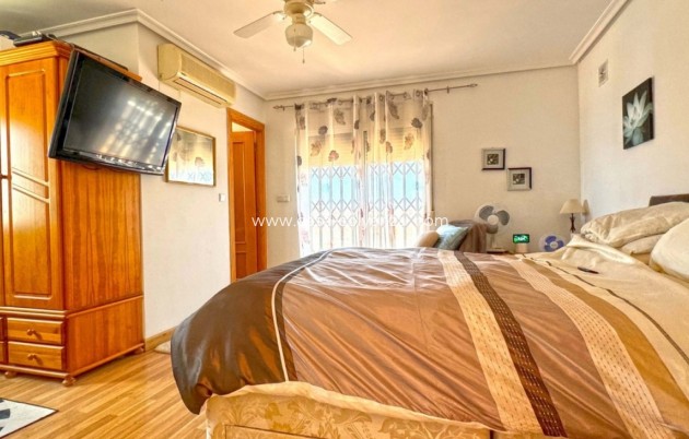 Revente - Villa - Torrevieja - Los Balcones