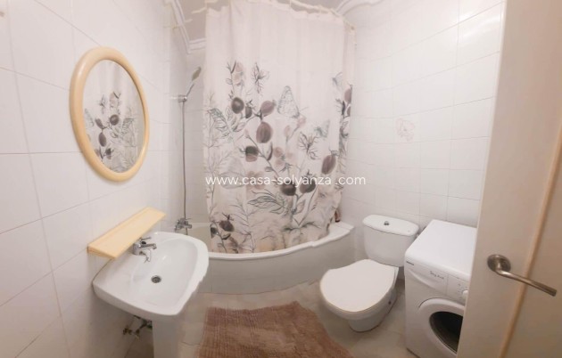Herverkoop - Appartement / flat - Torrevieja - Center