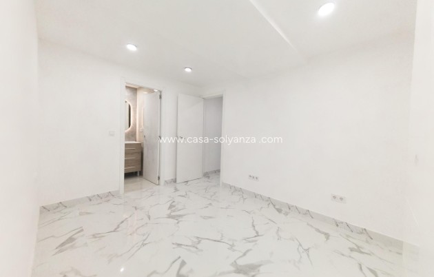 Revente - Appartement - Torrevieja - Playa De Los Naufragos