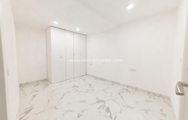 Revente - Appartement - Torrevieja - Playa De Los Naufragos