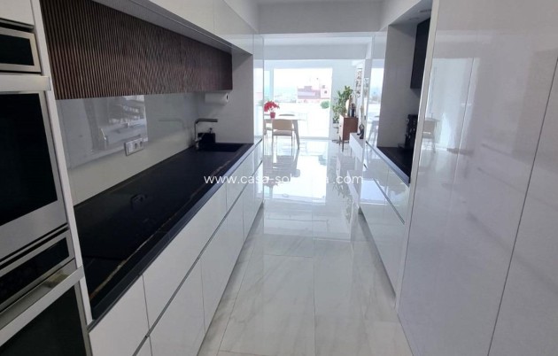 Revente - Appartement - Torrevieja - Center