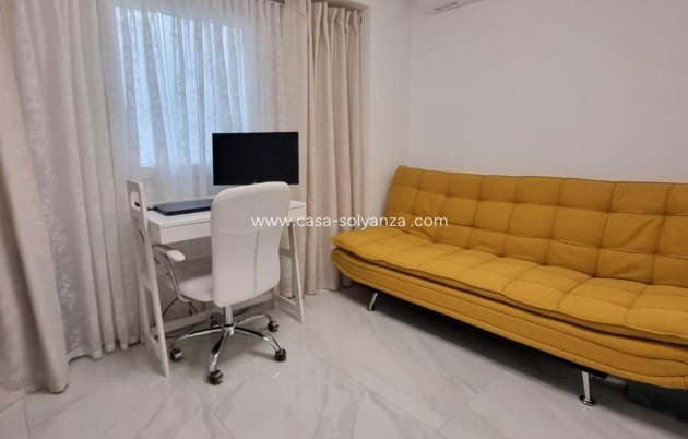 Revente - Appartement - Torrevieja - Center