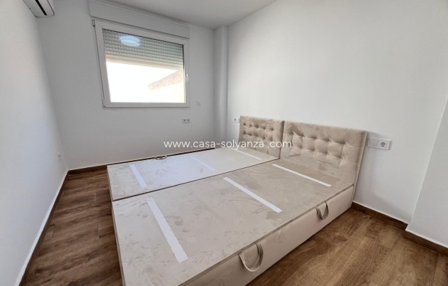 Resale - Apartment / flat - Torrevieja - Costa Blanca