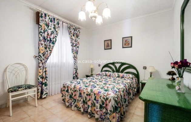 Resale - Villa - San Luis - Inland