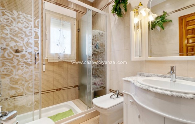 Resale - Villa - San Luis - Inland