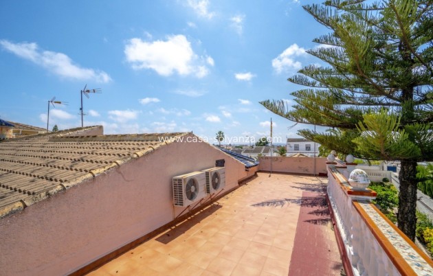 Resale - Villa - San Luis - Inland
