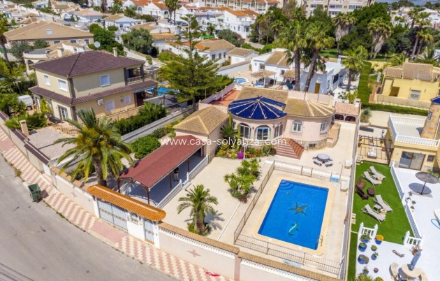 Resale - Villa - San Luis - Inland