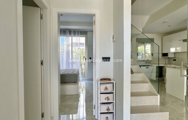 Wiederverkauf - Villa - Orihuela Costa - Lomas de Cabo Roig