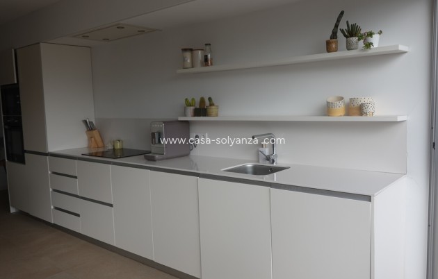 Resale - Apartment / flat - Torrevieja - Los Balcones