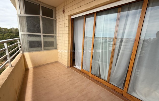 Resale - Apartment / flat - Torrevieja - El Acequión - Los Náufragos
