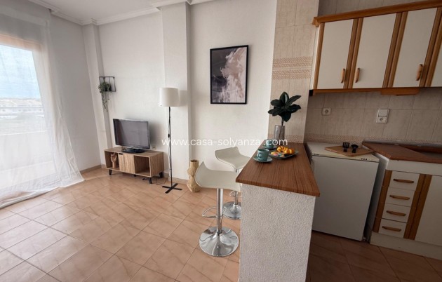 Resale - Apartment / flat - Torrevieja - El Acequión - Los Náufragos