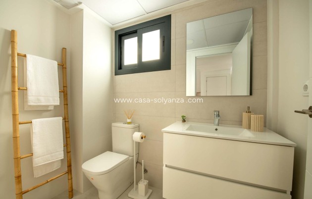 Nouvelle construction - Bungalow - Cox - San Fernando