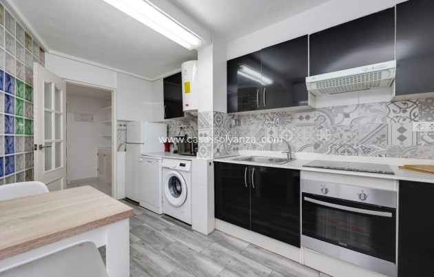 Revente - Appartement - Torrevieja - Center