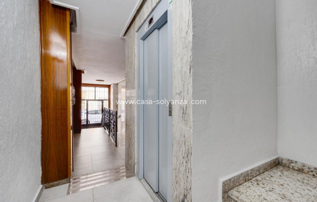 Revente - Appartement - Torrevieja - Center