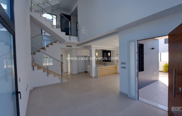 Revente - Villa - Torrevieja - Los Balcones