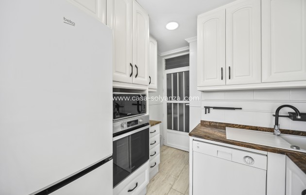 Revente - Appartement - Torrevieja - Puerto