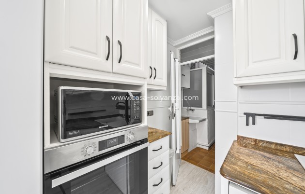 Revente - Appartement - Torrevieja - Puerto