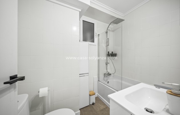 Revente - Appartement - Torrevieja - Puerto