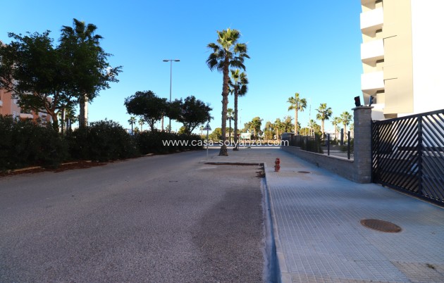 Resale - Apartment / flat - Guardamar del Segura - El Raso