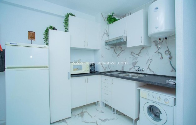 Herverkoop - Appartement / flat - Torrevieja - Cabo cervera