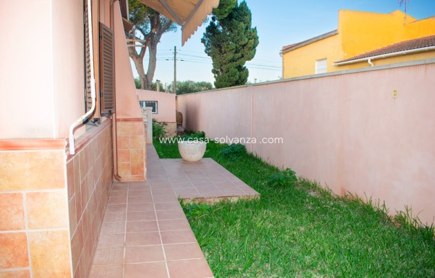 Reventa - Independent villa - Torrevieja