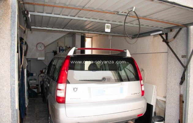 Wiederverkauf - Independent villa - Torrevieja