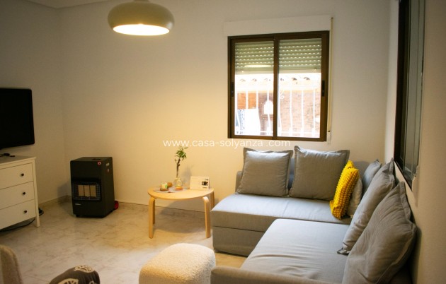 Wiederverkauf - Independent villa - Torrevieja