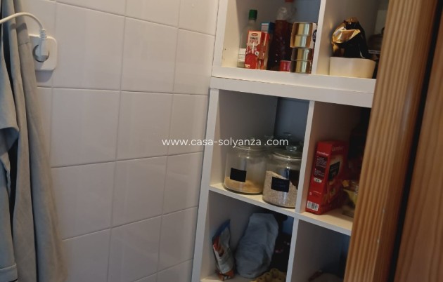 Wiederverkauf - Independent villa - Torrevieja