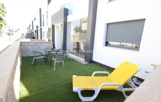 Herverkoop - Bungalow - Orihuela Costa - La Zenia