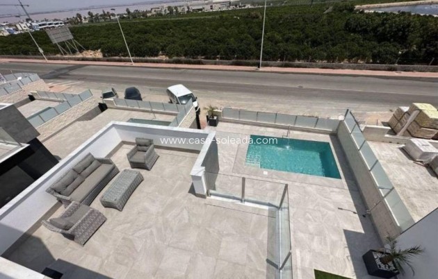 Reventa - Villa - Torrevieja - Los Balcones