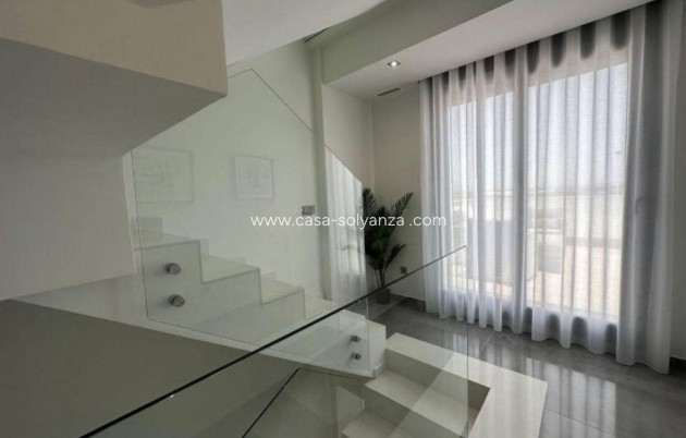 Reventa - Villa - Torrevieja - Los Balcones
