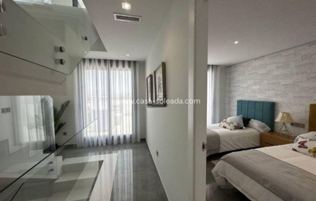 Reventa - Villa - Torrevieja - Los Balcones