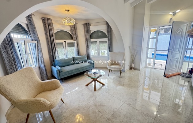 Herverkoop - Villa - Villamartin - Villamartín