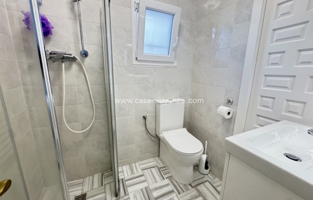 Herverkoop - Villa - Villamartin - Villamartín