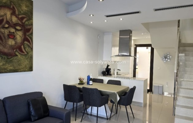 Resale - Villa - Villamartin - Costa Blanca